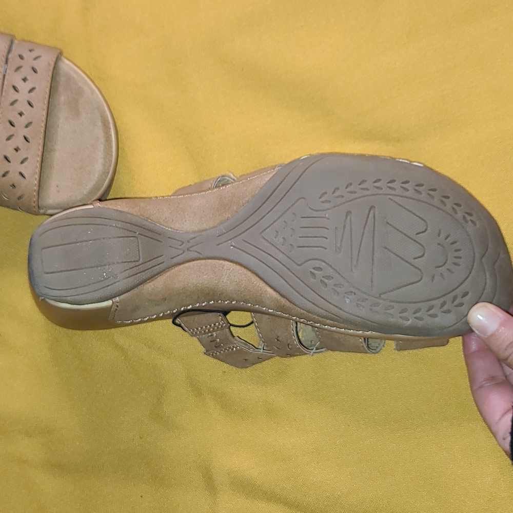 Platform Size 7 - Picture 5 of 5
